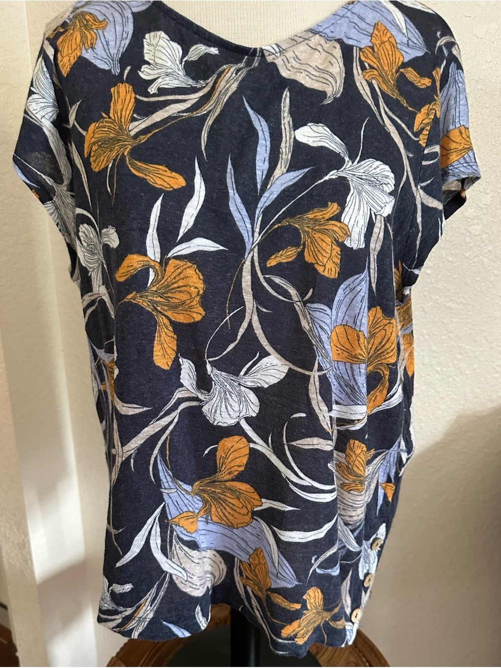 Cynthia Rowley linen blend blue iris pattern loose fit top Sz LG